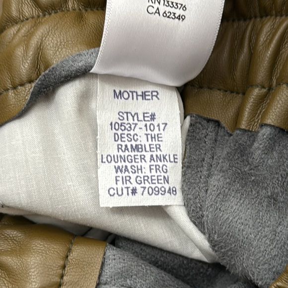 MOTHER The Rambler Lounger Ankle Faux Leather Lined Fig Green Pants Size Medium - Picture 13 of 14